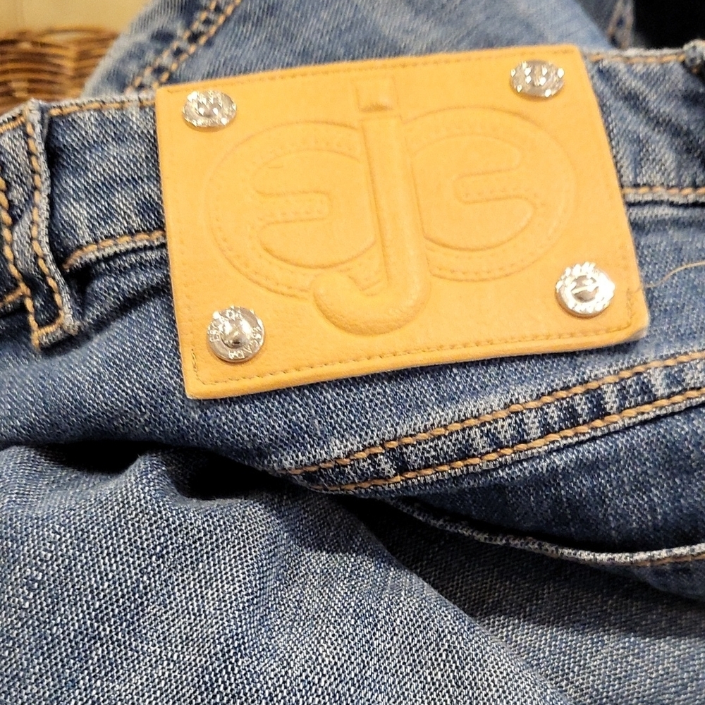 Escada Classic Blue Jeans - Picture 6 of 12